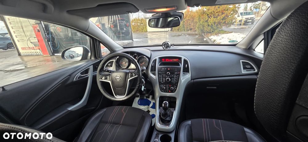 Opel Astra 1.4 Turbo Edition - 34