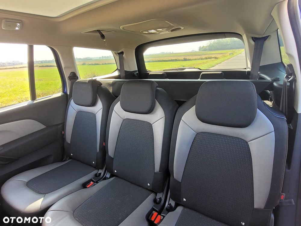 Citroën C4 Grand Picasso - 23