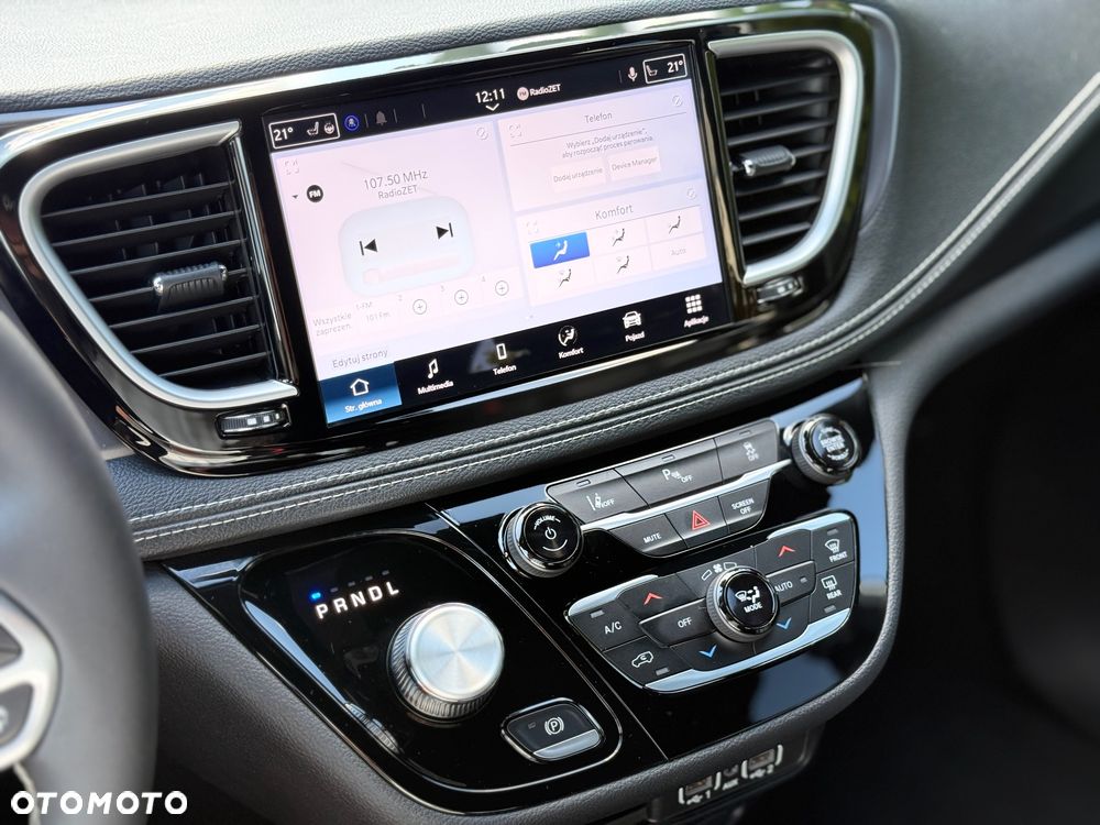 Chrysler Pacifica - 21