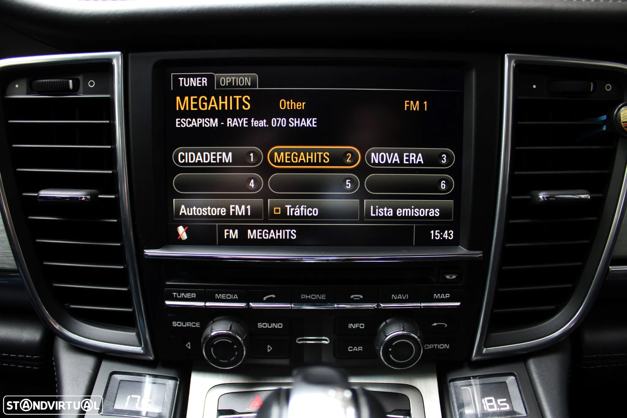 Porsche Panamera Diesel Platinum Edition - 39