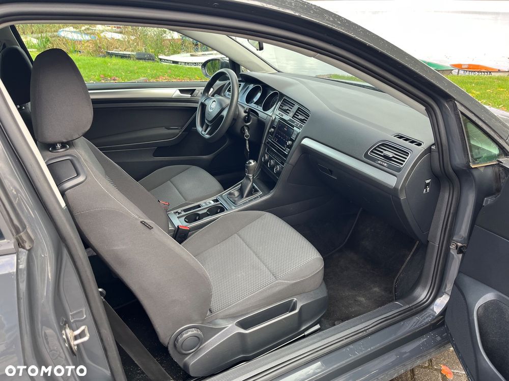 Volkswagen Golf 1.6 TDI SCR Comfortline - 11