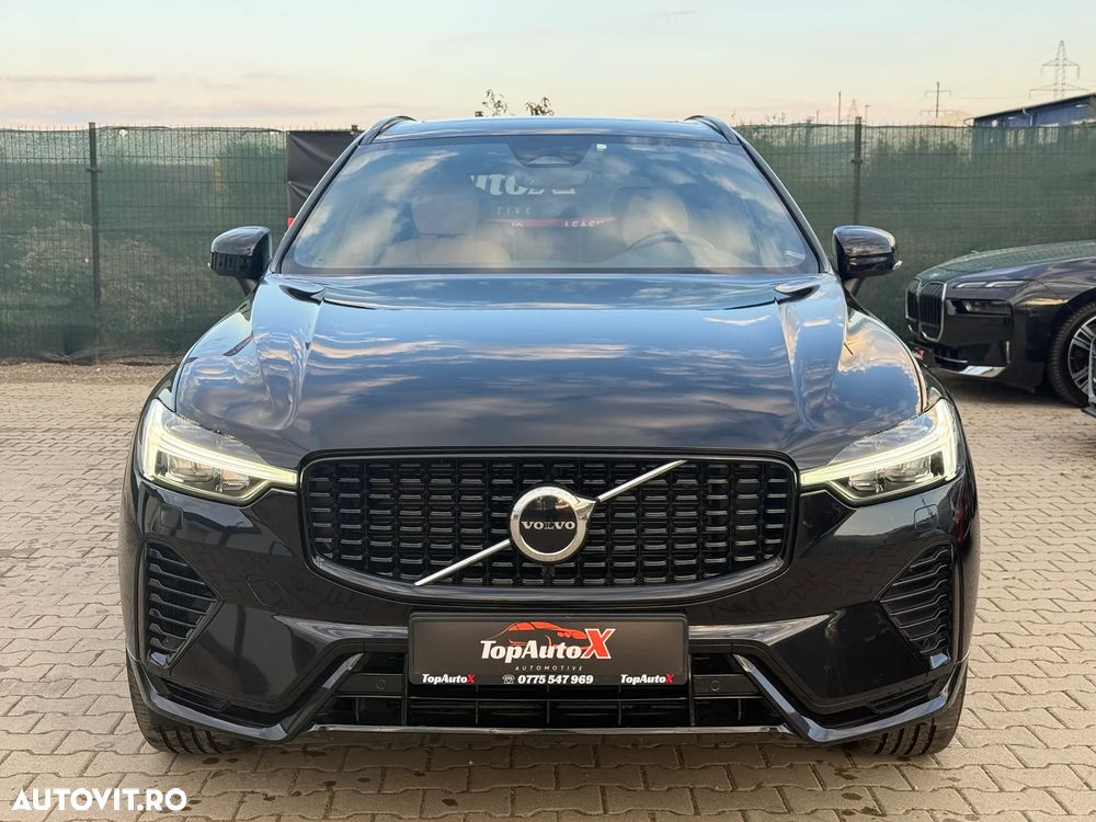 Volvo XC 60 T8 AWD Recharge Ultimate Dark - 11