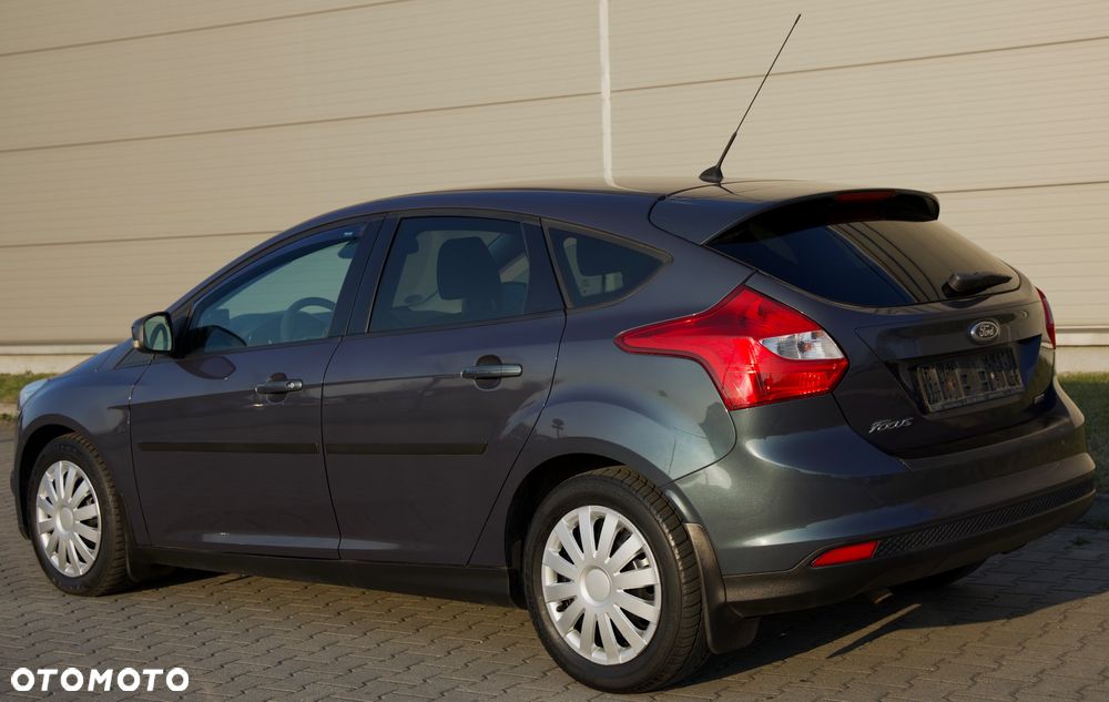 Ford Focus 1.0 EcoBoost Start-Stopp-System Ambiente - 24