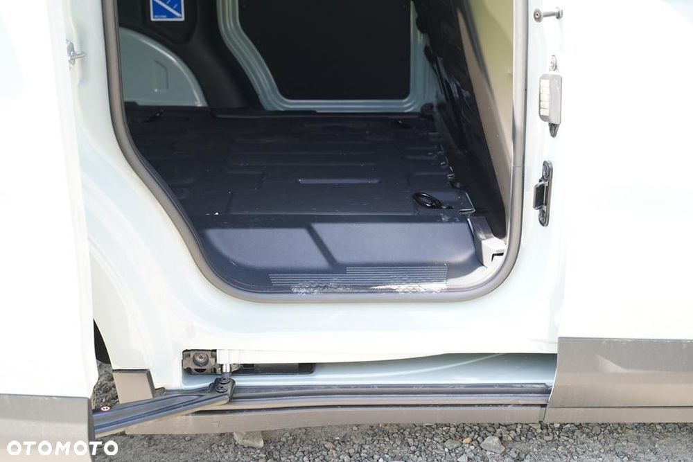 Ford Transit Courier 1.0 EcoBoost 1,9t Trend automat - 11