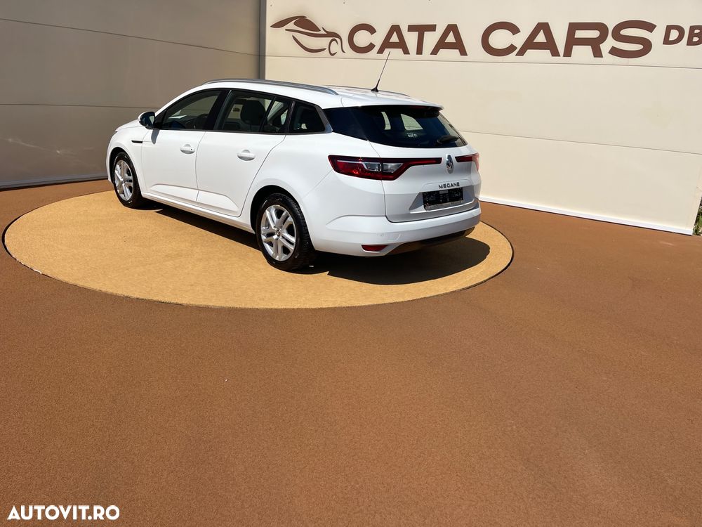 Renault Megane ENERGY TCe 130 INTENS - 9