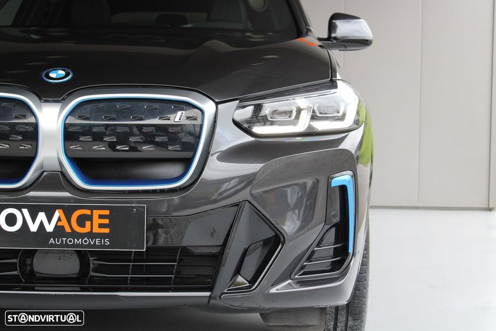 BMW iX3 M Sport Inspiring - 28