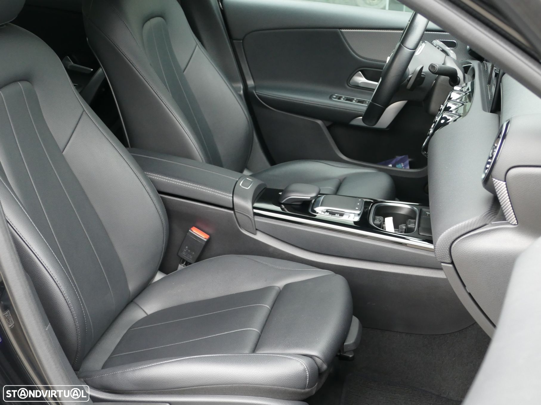 Mercedes-Benz A 250 e Progressive - 29