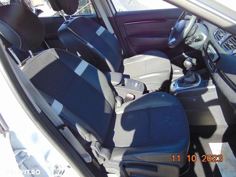 Scaun renault scenic 3 scaune fata stanga dreapta scenic 3 an 2009-201 - 2