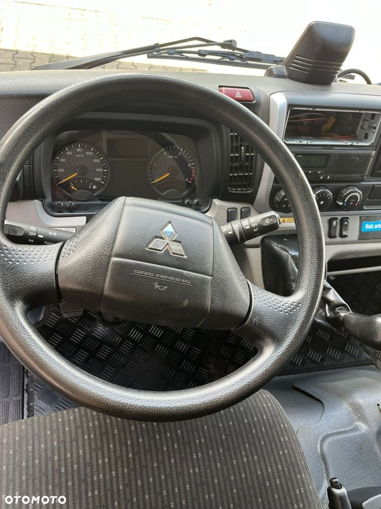 Mitsubishi Canter - 12