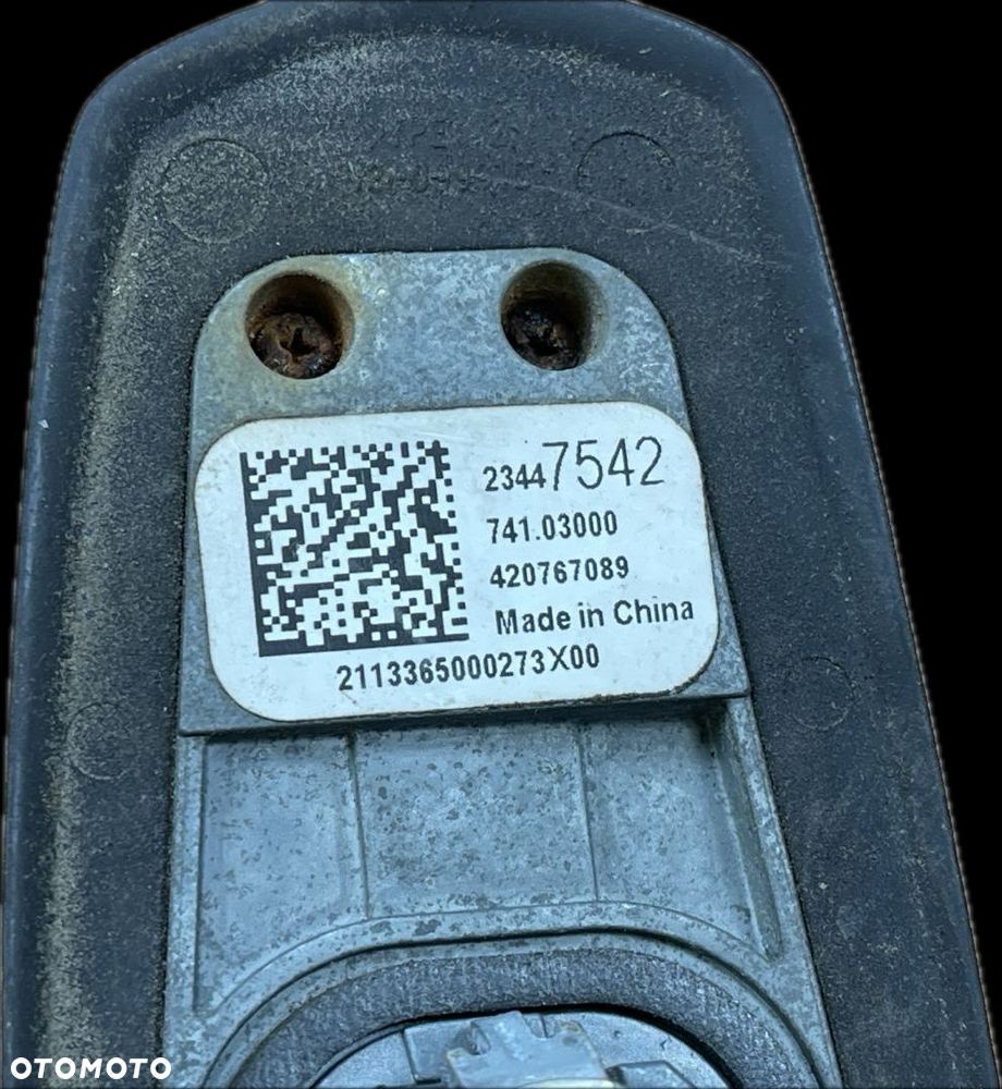 P9 GMC YUKON XL IV 2015 - ANTENA DACHOWA REKIN AKTYWNA GPS 23447542 - 5