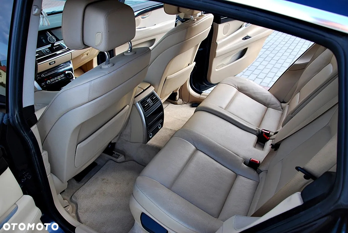 BMW 5GT 530d xDrive Gran Turismo - 21