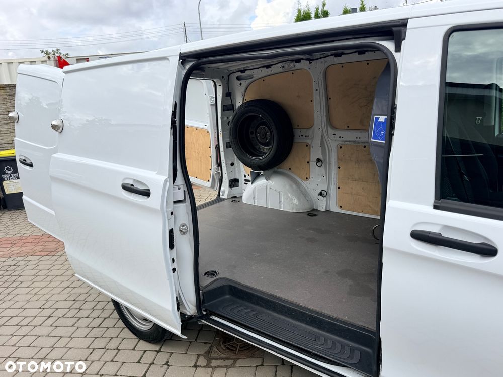 Mercedes-Benz VITO - 31