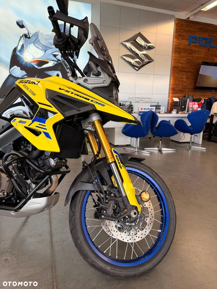 Suzuki V-STROM - 6