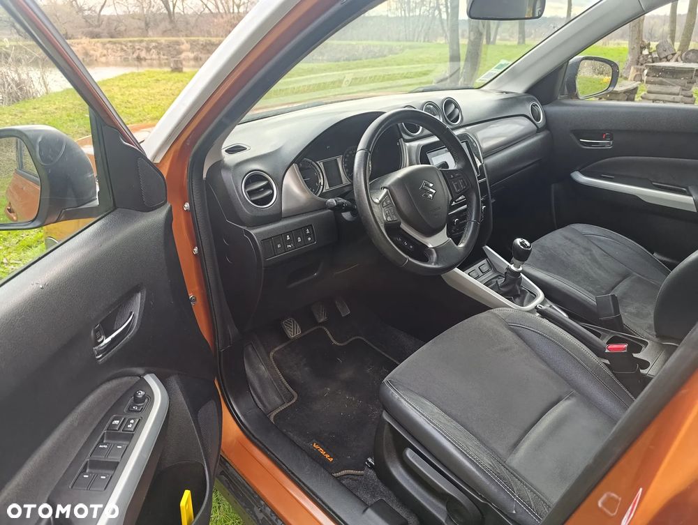 Suzuki Vitara 1.6 (4x2) Comfort+ - 9