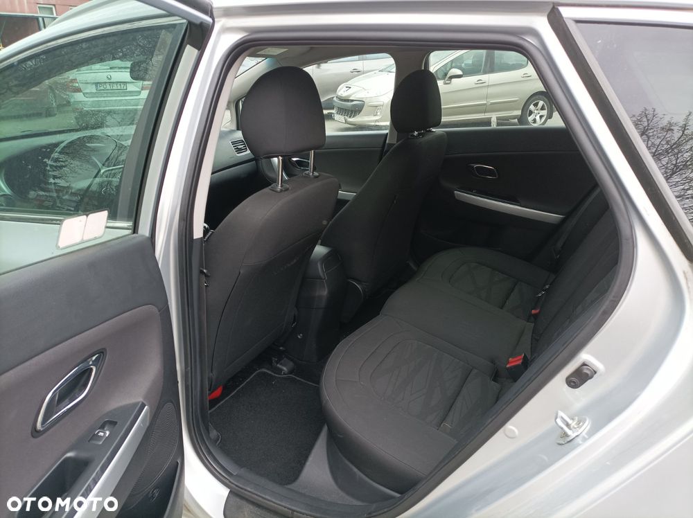 Kia Ceed 1.6 CRDi M - 10