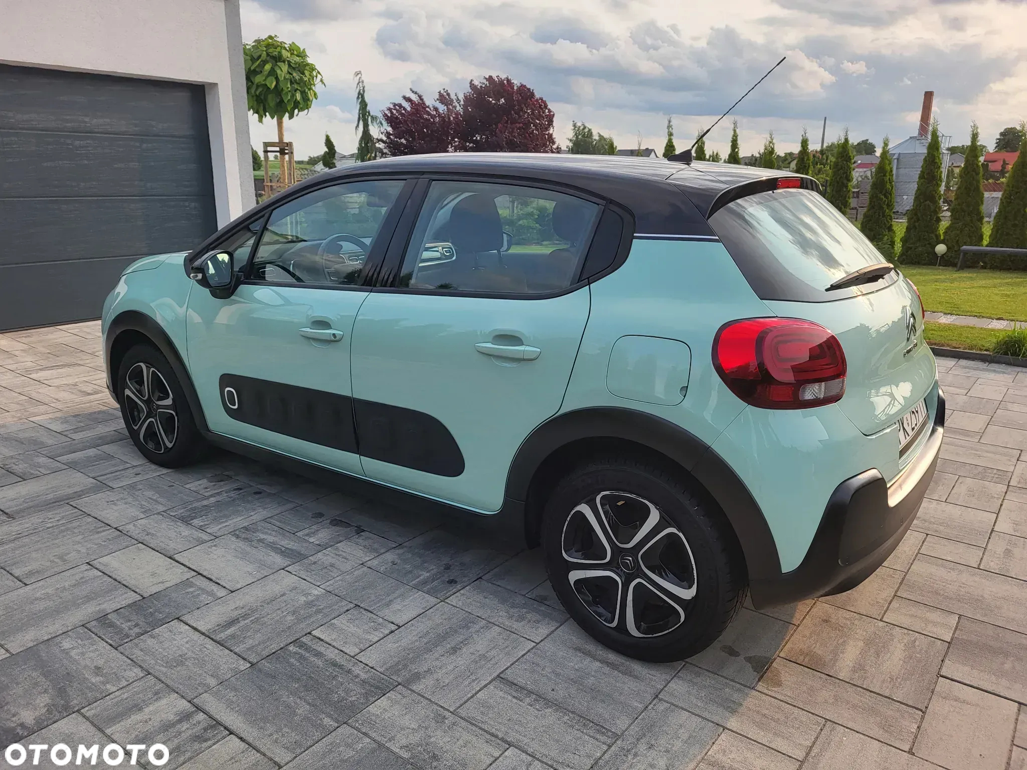 Citroën C3 1.2 PureTech Shine - 24