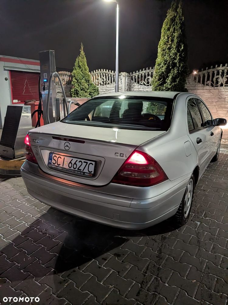 Mercedes-Benz Klasa C 200 CDI Classic - 3