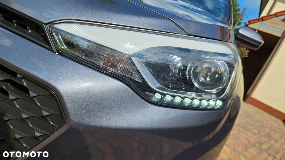 Hyundai i20 1.2 Passion - 12