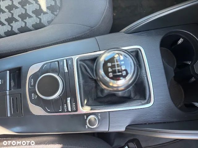 Audi A3 Sportback 1.6 TDI clean diesel Attraction - 22