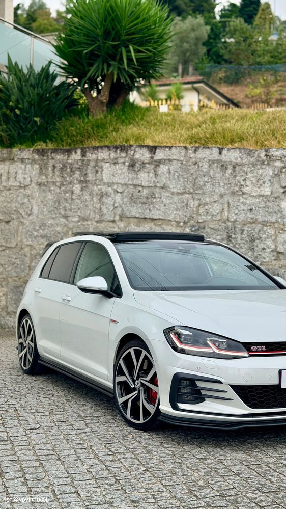 VW Golf 2.0 TSI GTI DSG Performance - 30