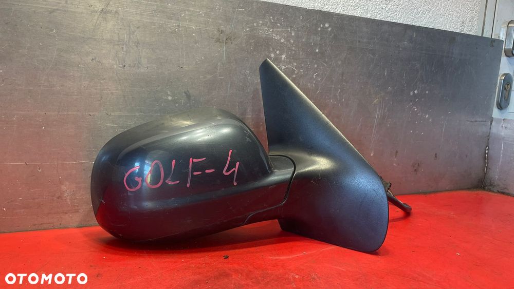 LUSTERKO PRAWE VW GOLF 4 - 1