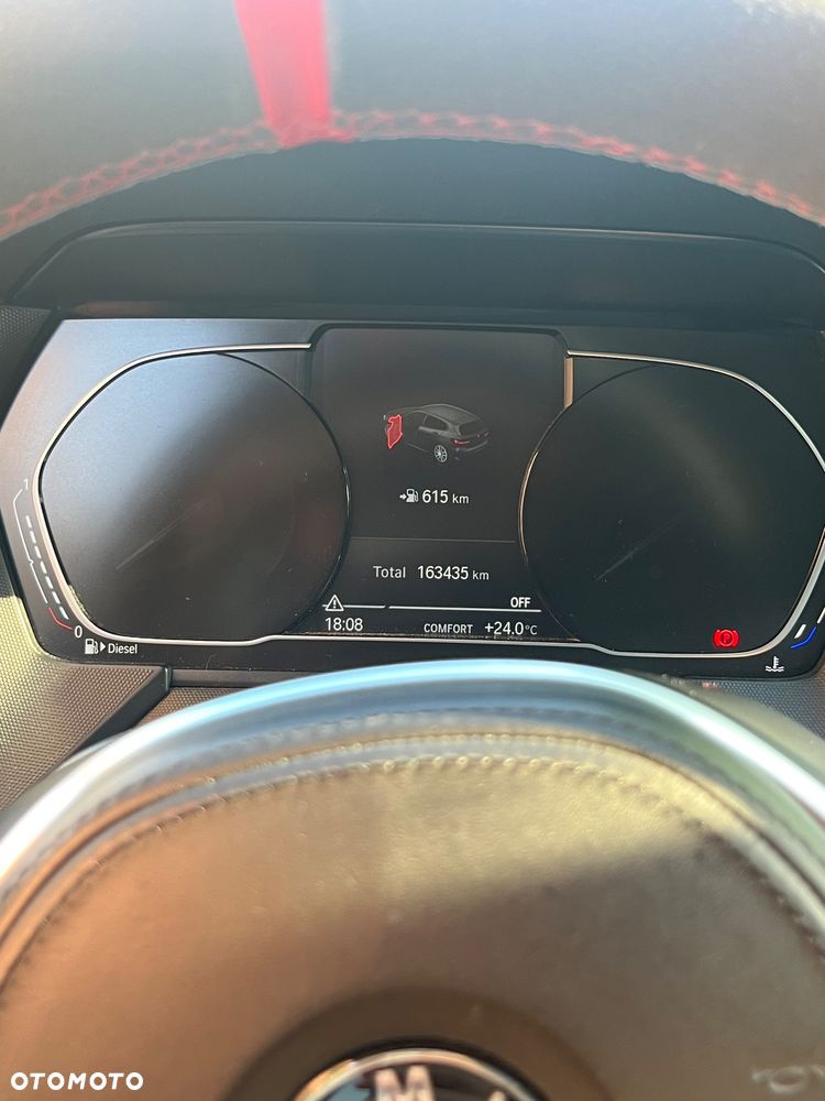 BMW Seria 1 120d xDrive - 9