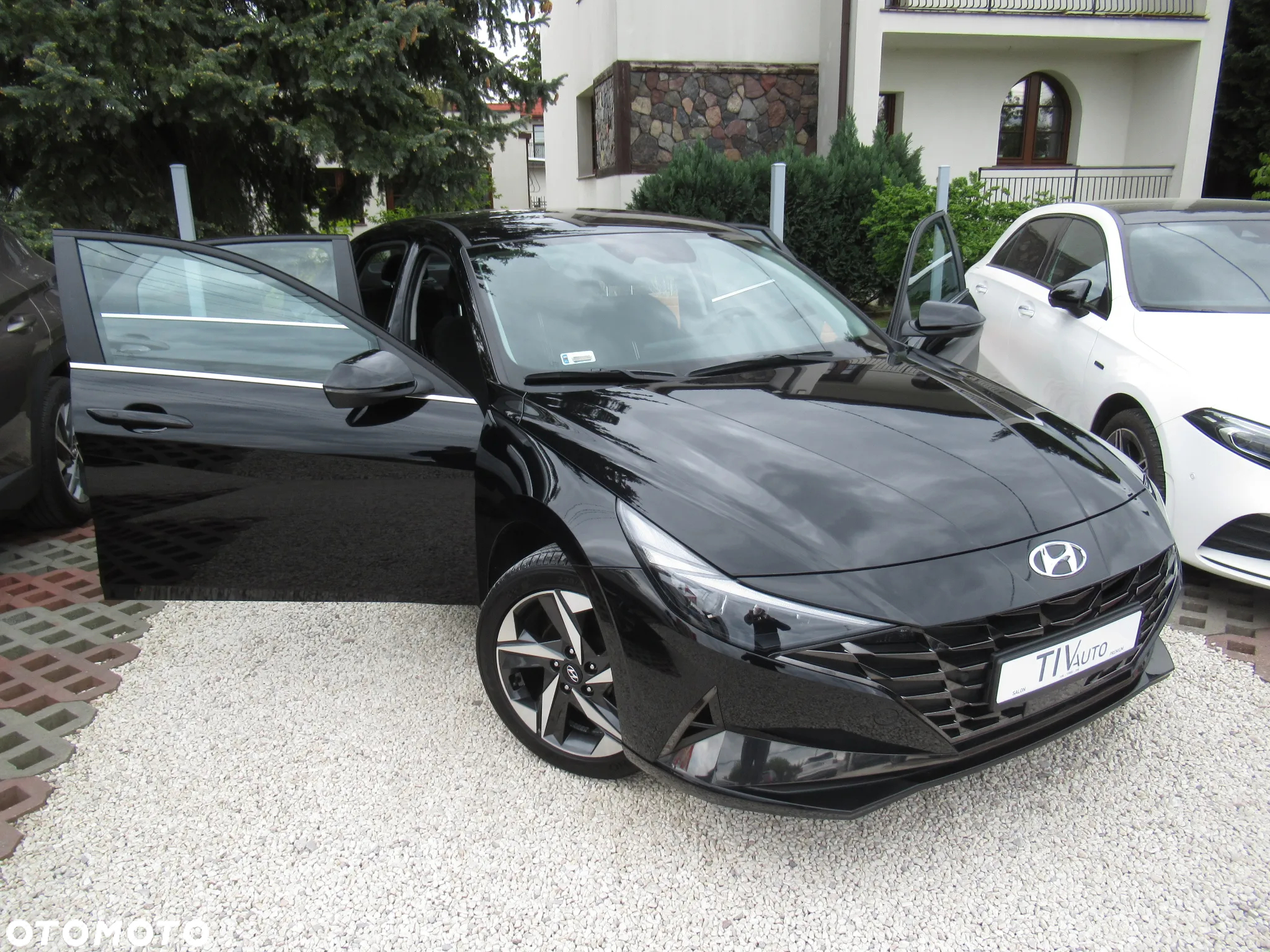 Hyundai Elantra 1.6 Executive CVT - 38