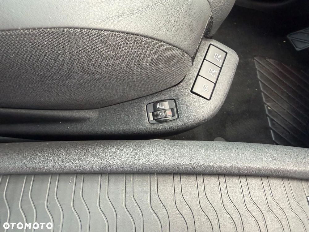 Citroën C4 Picasso 1.6 e-HDi Exclusive ETG6 - 21