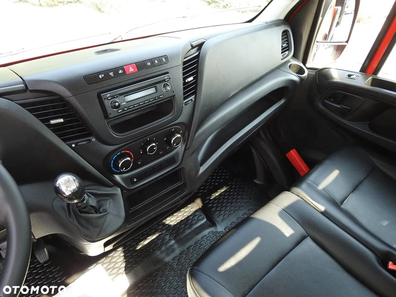 Iveco DAILY 35C13 WYWROTKA TEMPOMAT KLIMATYZACJA BLIŹNIACZE KOŁA 130KM [ 570643 ] - 30