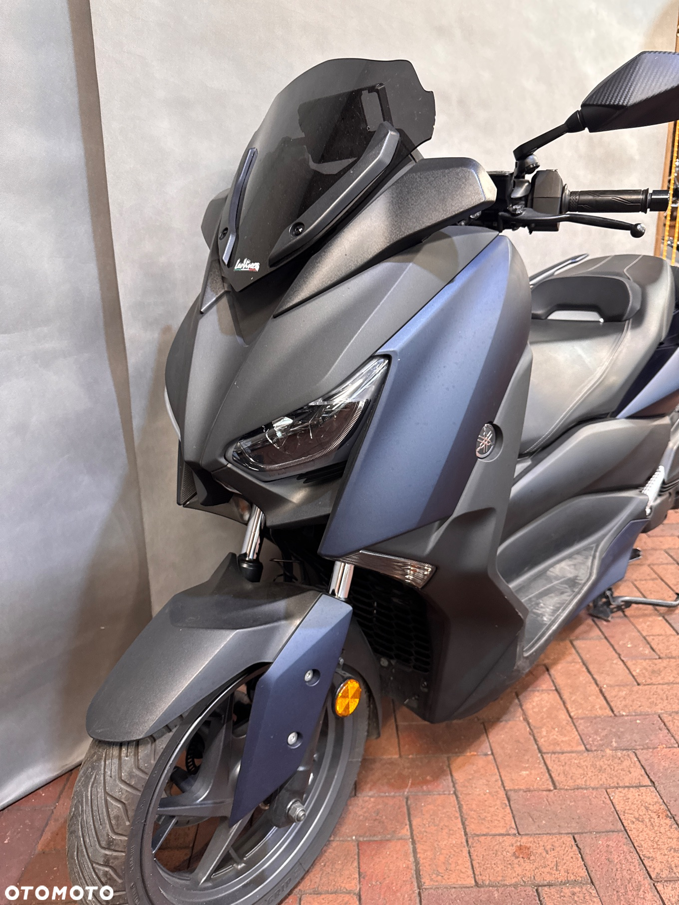 Yamaha X-max - 10