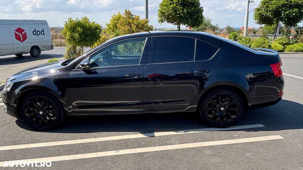 Skoda Octavia 2.0 TDI 4x4 DSG Style - 4