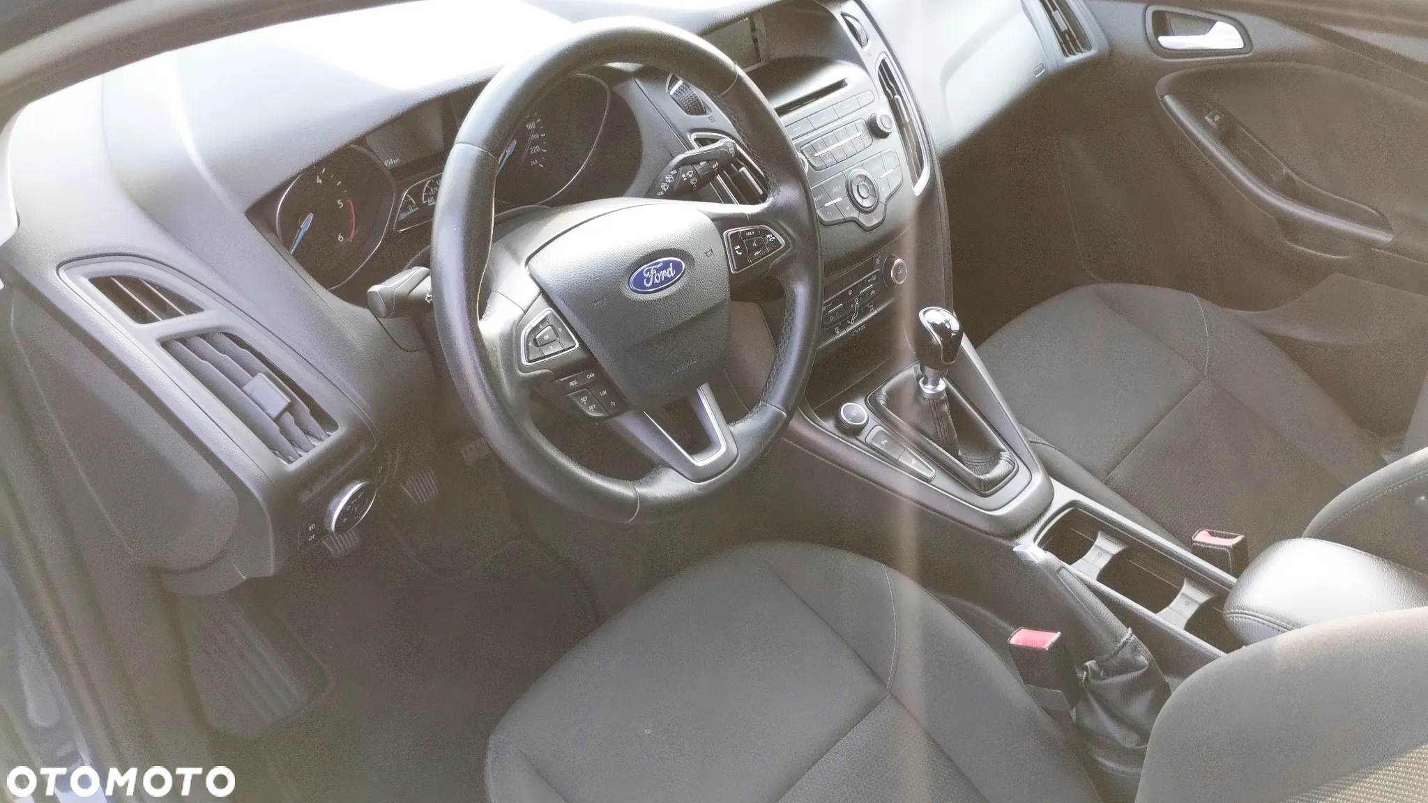 Ford Focus - 13