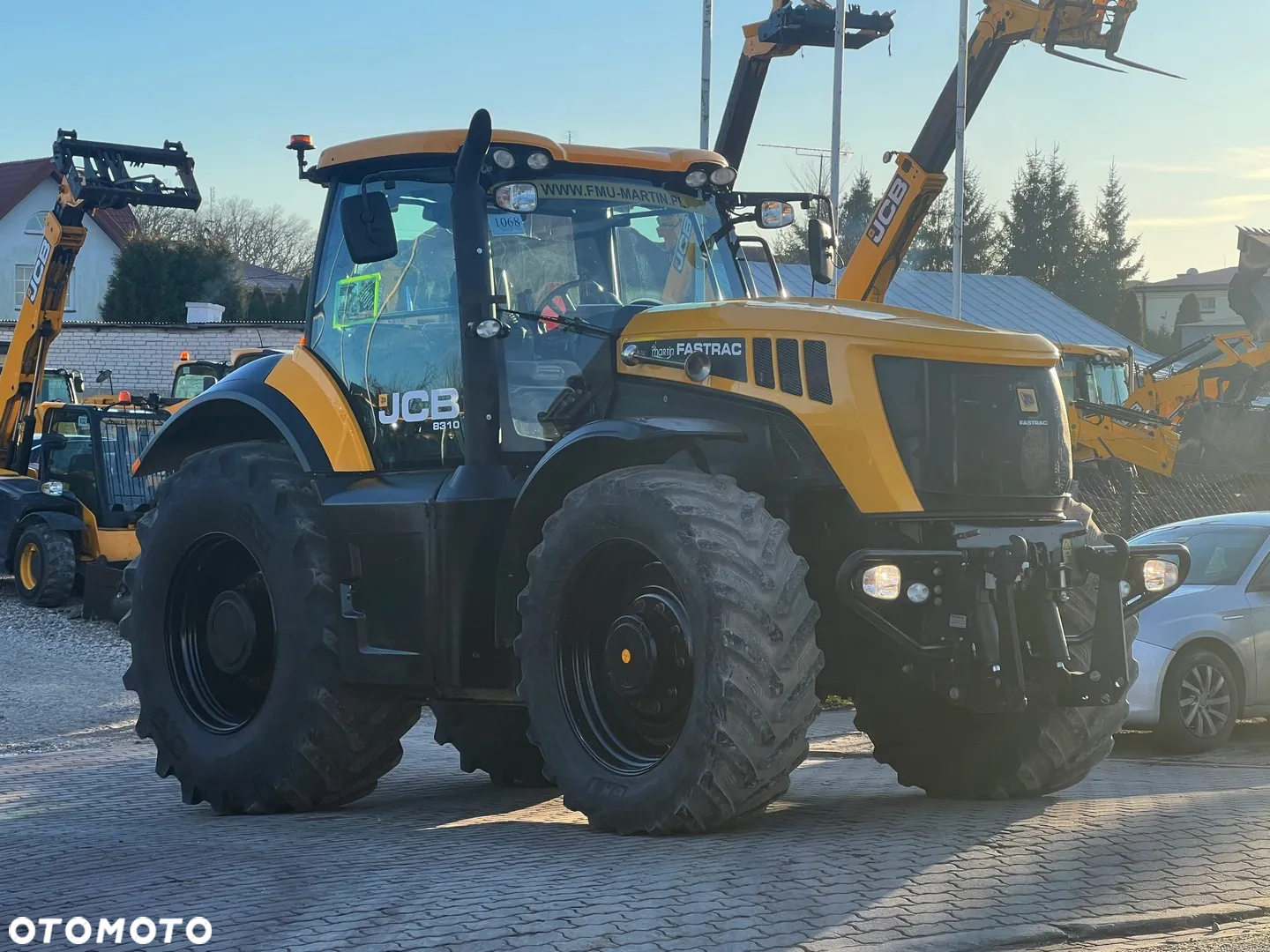 JCB Fastrac 8310 - 10