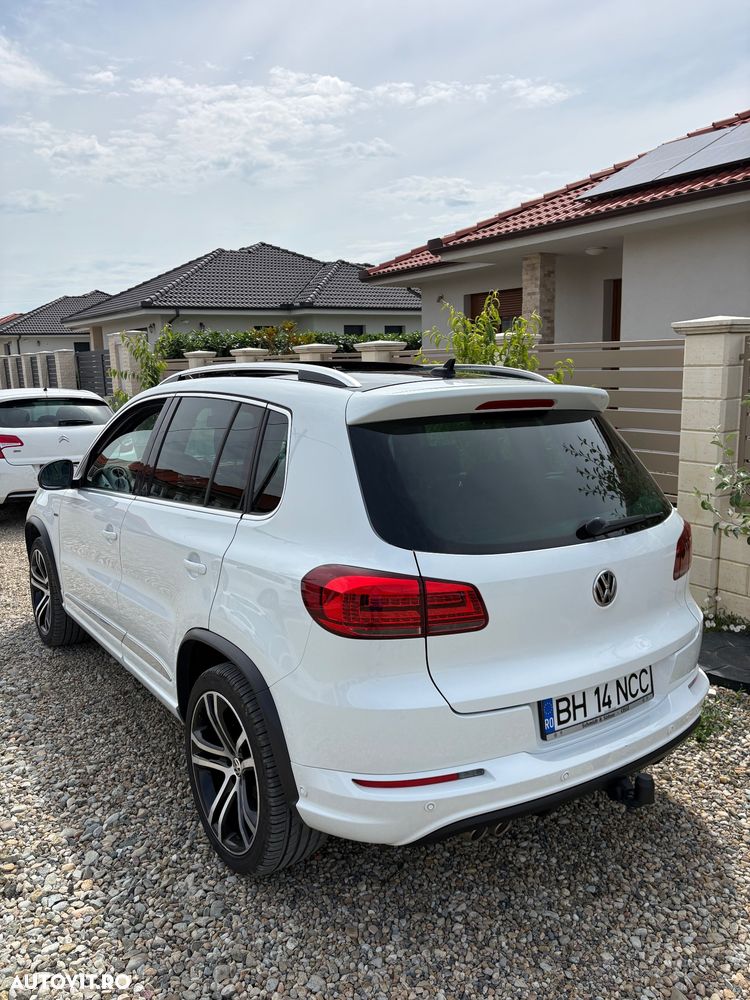 Volkswagen Tiguan 2.0 TDI 4Motion DSG BMT Sport & Style - 4
