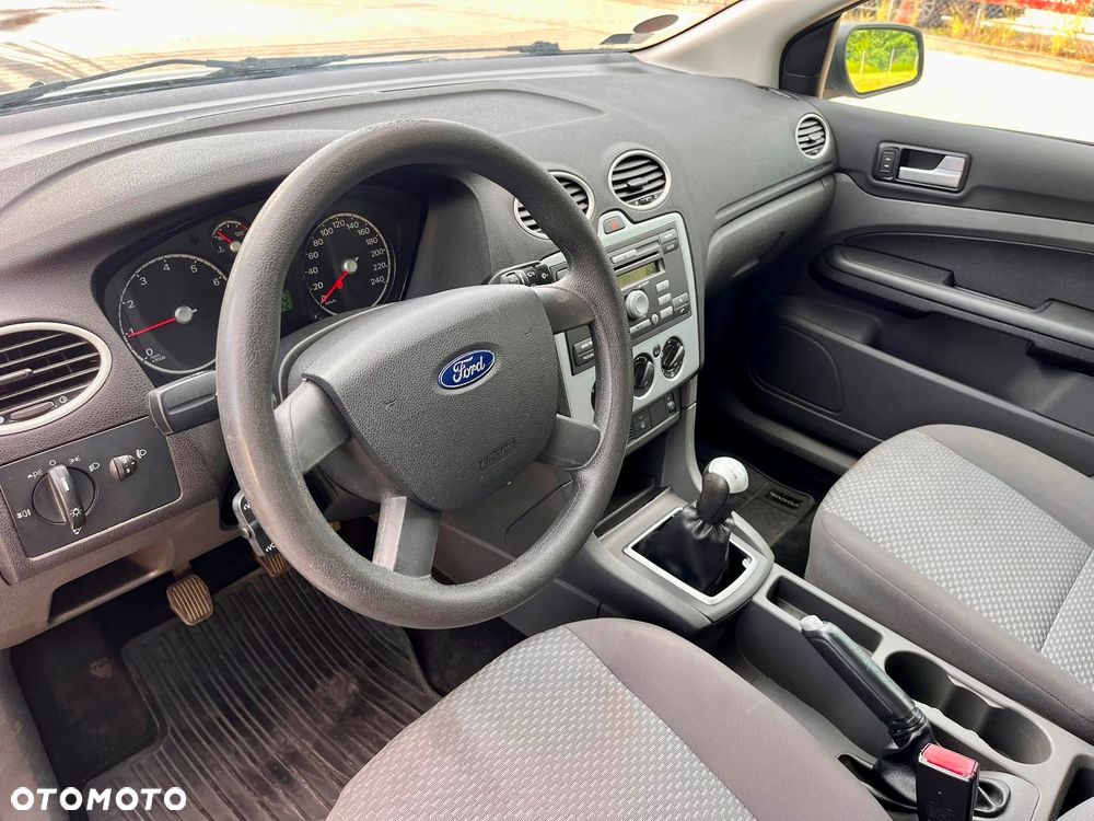 Ford Focus - 17
