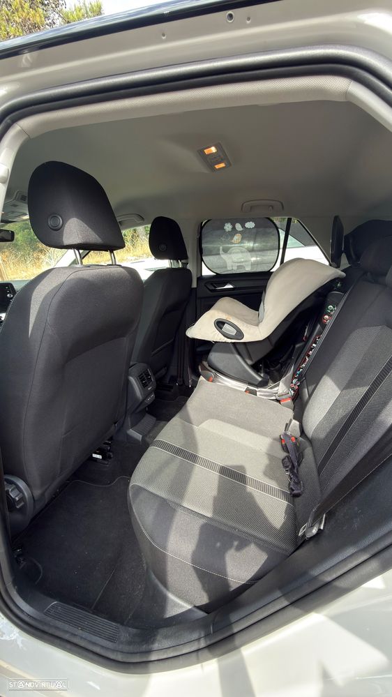 VW T-Roc 1.5 TSI Urban DSG - 9