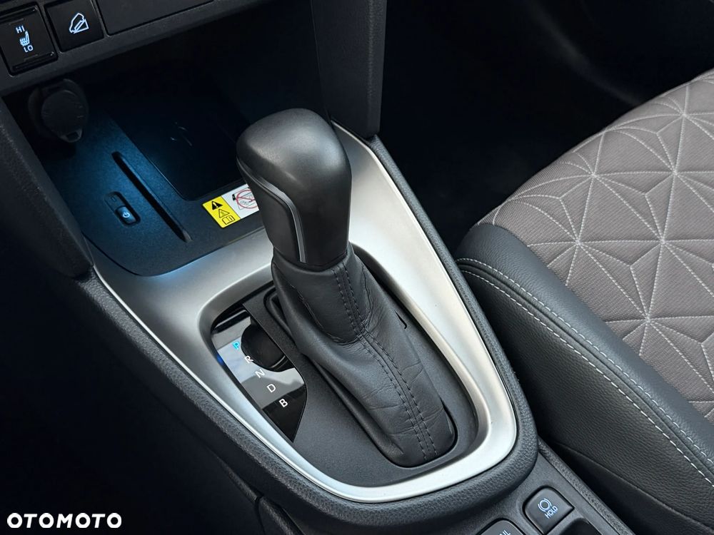 Toyota Yaris Cross Hybrid 1.5 Executive - 13