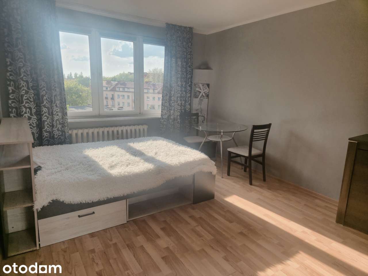 Słoneczna kawalerka 28 m² | oddzielna kuchnia | piwnica |