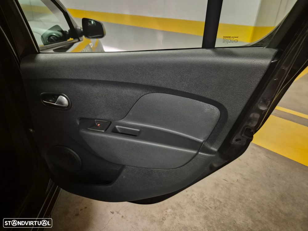 Dacia Sandero 0.9 TCe Stepway - 39