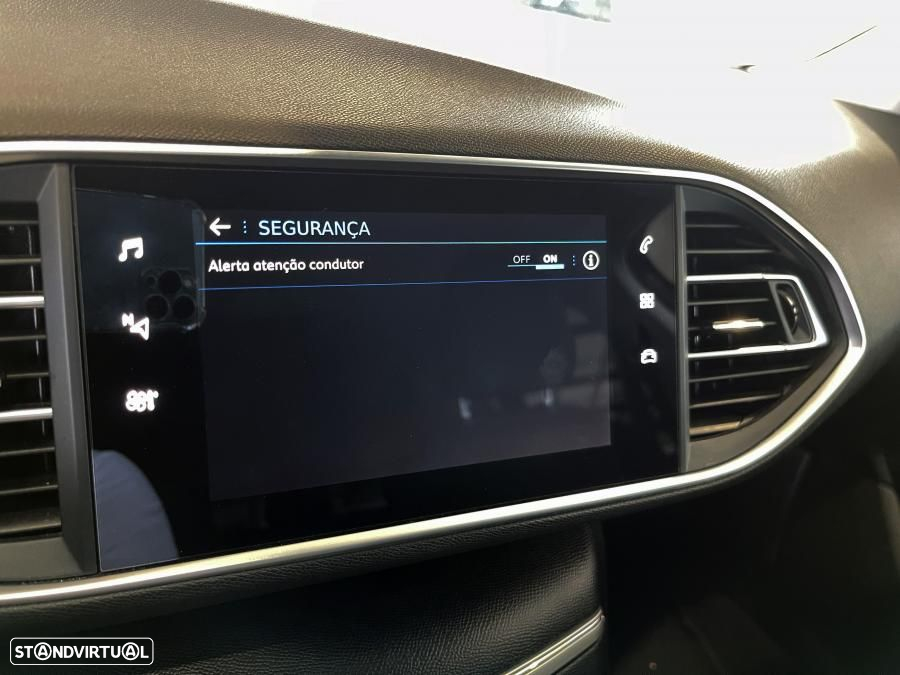 Peugeot 308 SW 1.5 BlueHDi Style - 21