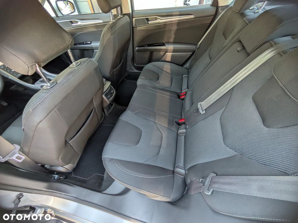 Ford Mondeo - 15