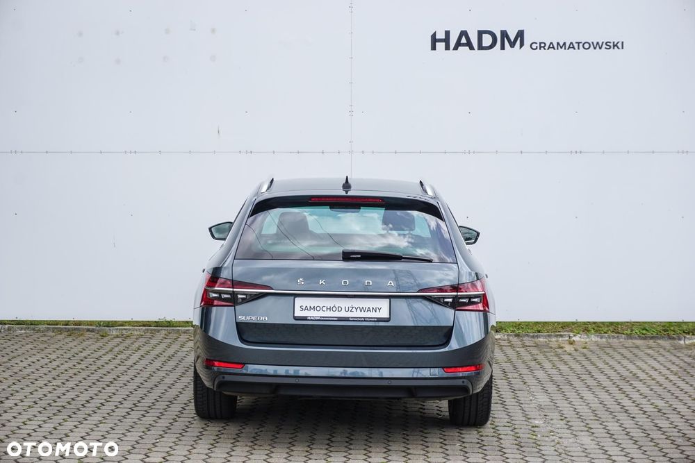 Skoda Superb 2.0 TDI SCR Style DSG - 6