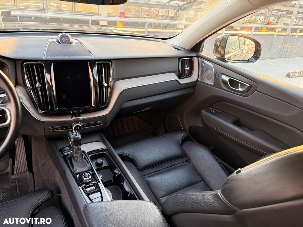 Volvo XC 60 D5 AWD Inscription - 11