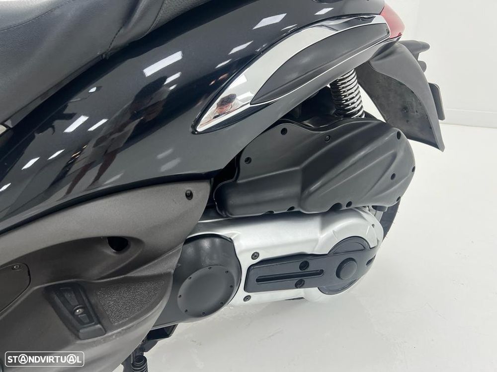 Piaggio Beverly 500 Beverly - 2