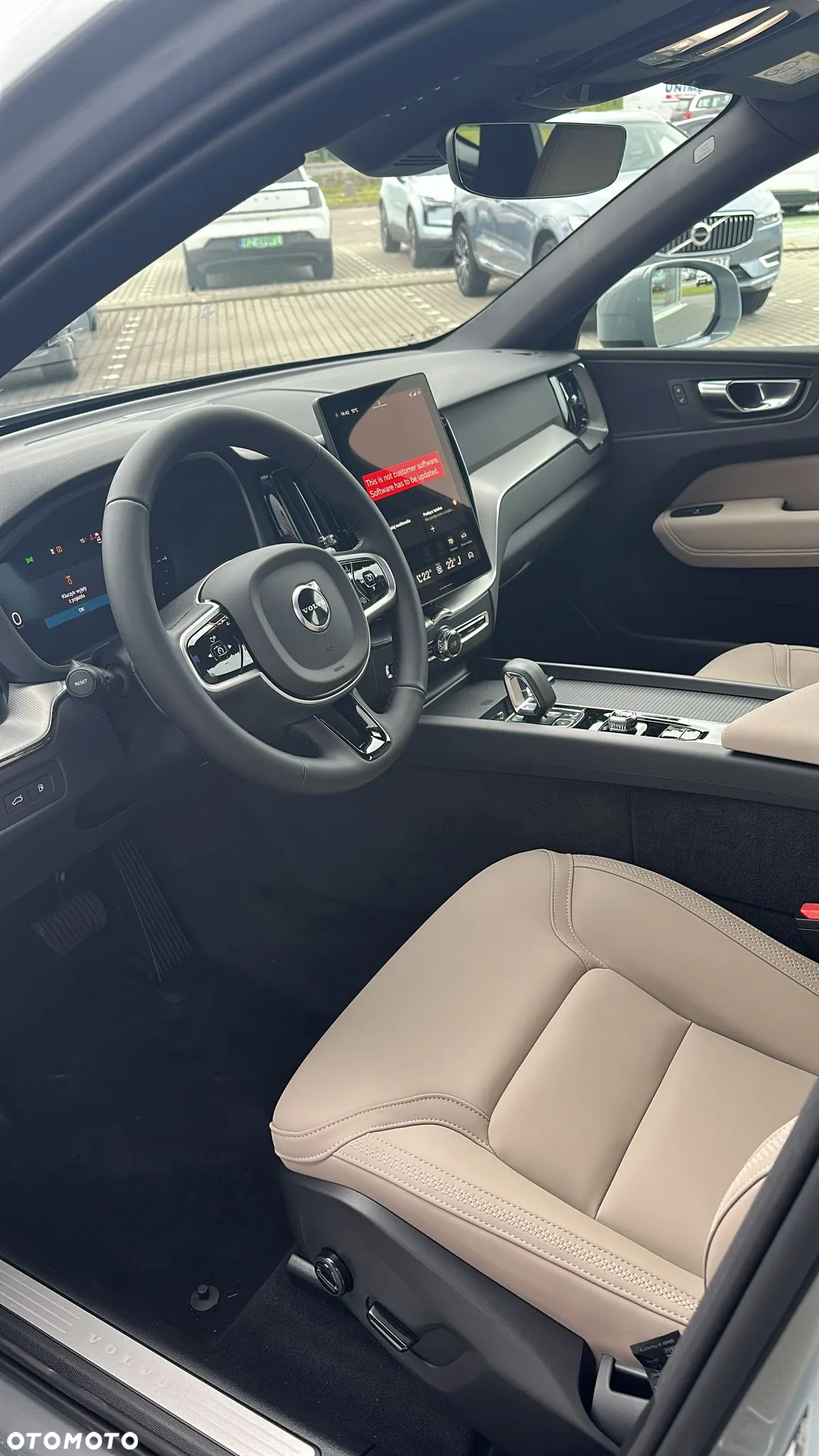 Volvo XC 60 T8 Plug-In Hybrid AWD Core - 3