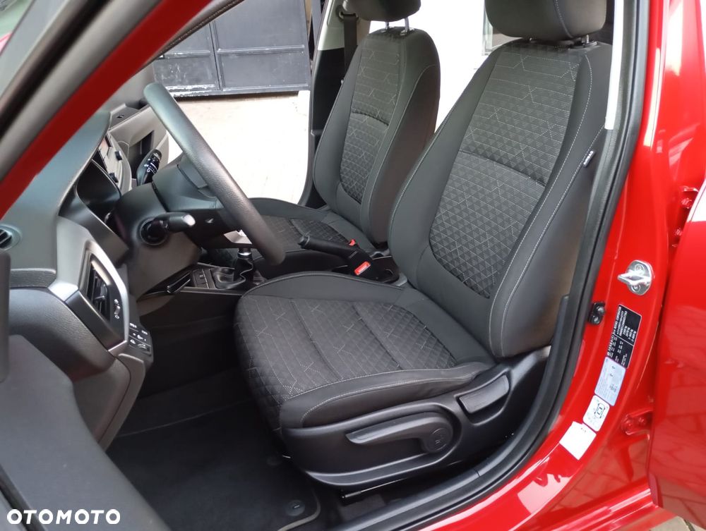 Kia Rio - 17