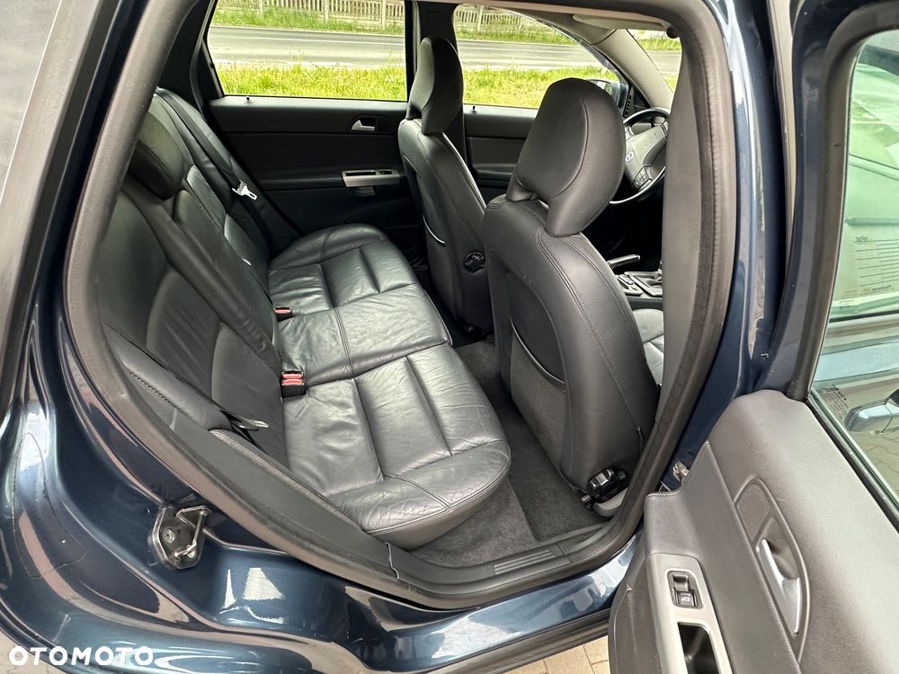 Volvo V50 2.0 Momentum - 13