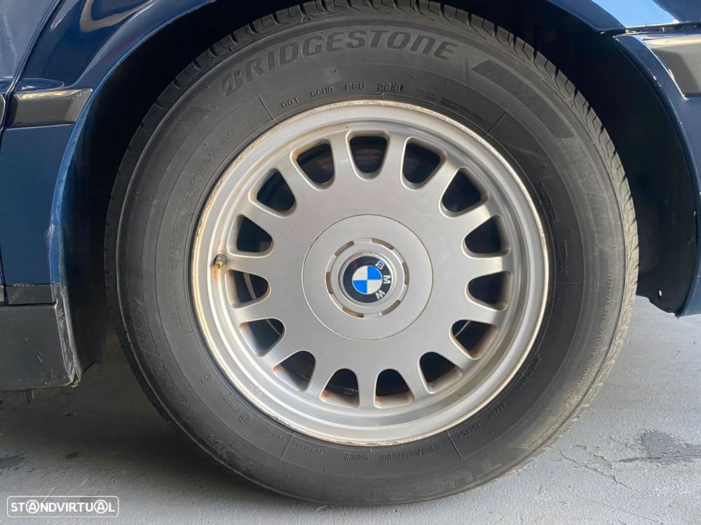 BMW 725 tds - 23