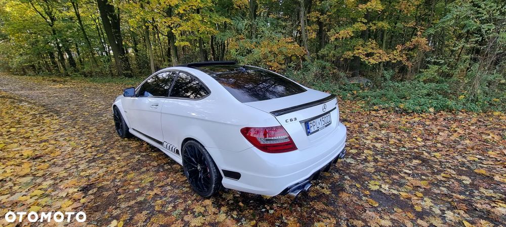 Mercedes-Benz Klasa C 63 AMG Coupe AMG SPEEDSHIFT MCT - 13