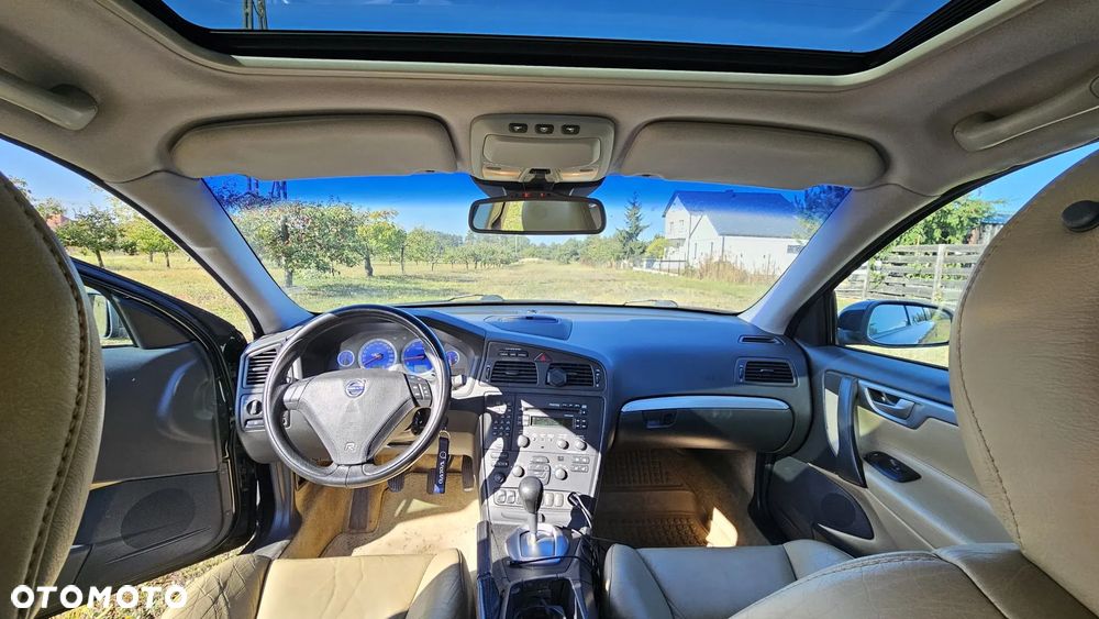 Volvo V70 R - 3